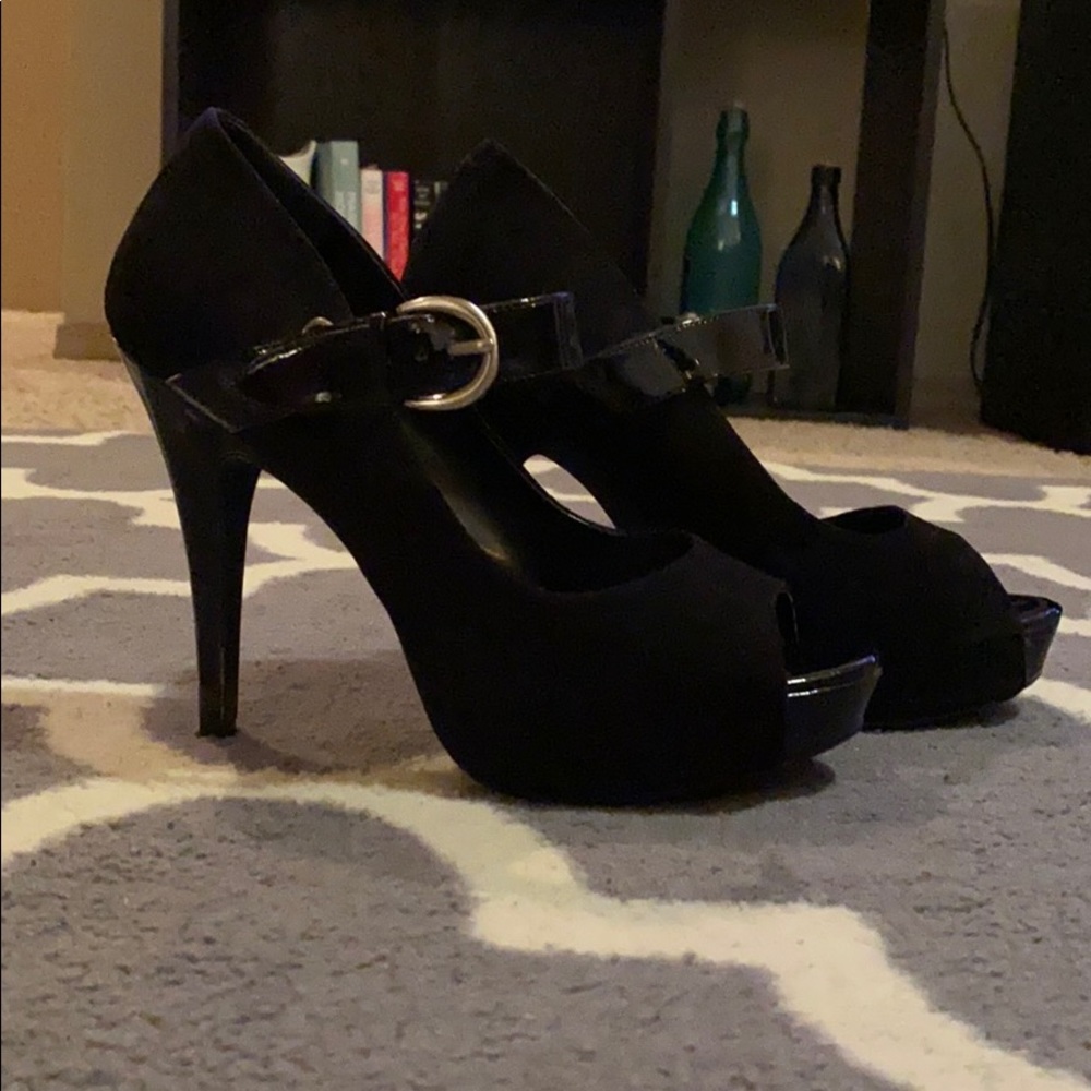 Black heels